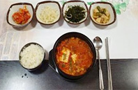 김치찌개정식(5,500원)